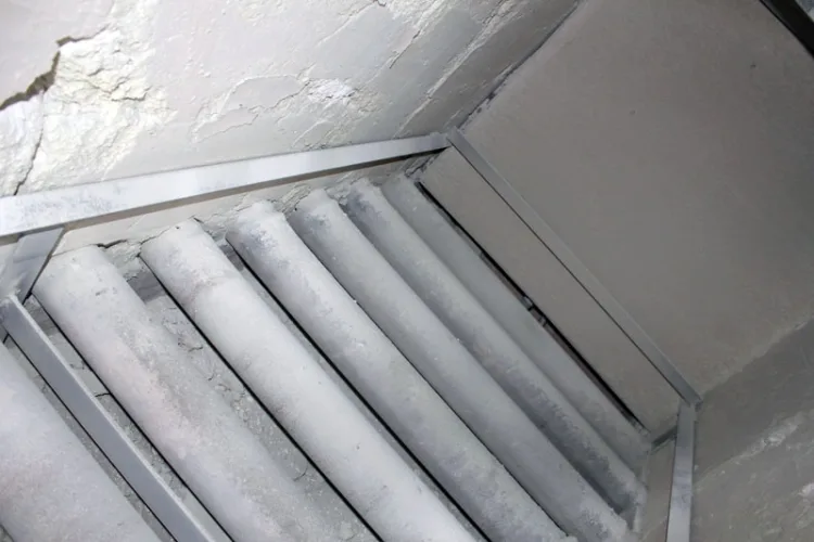 Photo #6 of LOW RESERVE EBAY AUCTION! OVENS, STORAGE CABINETS, AIR COMPRESSORS, AIR PRESS, CRIMPING MACHINE, TURRET PUNCH, HYDRAULIC PUNCH, AND MUCH MORE!