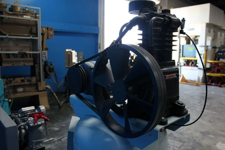 Photo #21 of LOW RESERVE EBAY AUCTION! OVENS, STORAGE CABINETS, AIR COMPRESSORS, AIR PRESS, CRIMPING MACHINE, TURRET PUNCH, HYDRAULIC PUNCH, AND MUCH MORE!