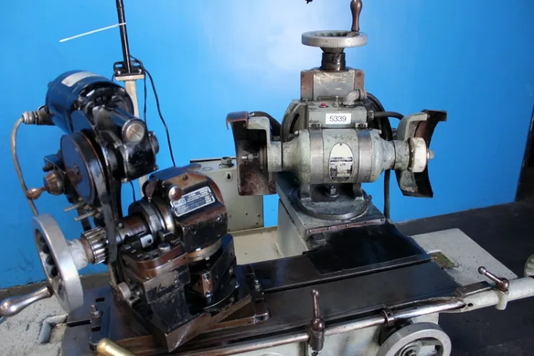 Photo #32 of LOW RESERVE EBAY AUCTION! OVENS, STORAGE CABINETS, AIR COMPRESSORS, AIR PRESS, CRIMPING MACHINE, TURRET PUNCH, HYDRAULIC PUNCH, AND MUCH MORE!