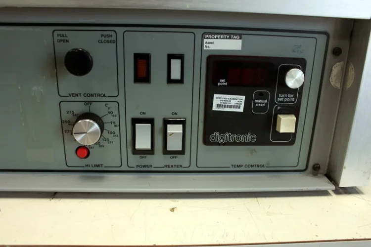 Photo #52 of LOW RESERVE EBAY AUCTION! OVENS, STORAGE CABINETS, AIR COMPRESSORS, AIR PRESS, CRIMPING MACHINE, TURRET PUNCH, HYDRAULIC PUNCH, AND MUCH MORE!