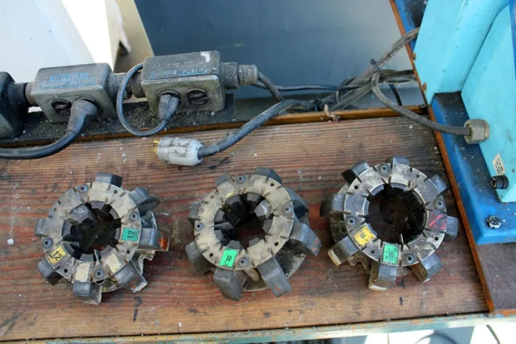 Photo #86 of LOW RESERVE EBAY AUCTION! OVENS, STORAGE CABINETS, AIR COMPRESSORS, AIR PRESS, CRIMPING MACHINE, TURRET PUNCH, HYDRAULIC PUNCH, AND MUCH MORE!