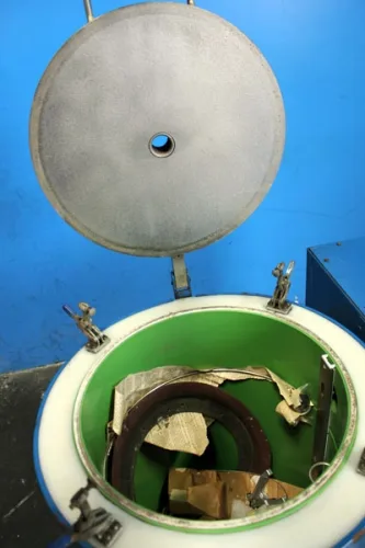 Photo #93 of LOW RESERVE EBAY AUCTION! OVENS, STORAGE CABINETS, AIR COMPRESSORS, AIR PRESS, CRIMPING MACHINE, TURRET PUNCH, HYDRAULIC PUNCH, AND MUCH MORE!