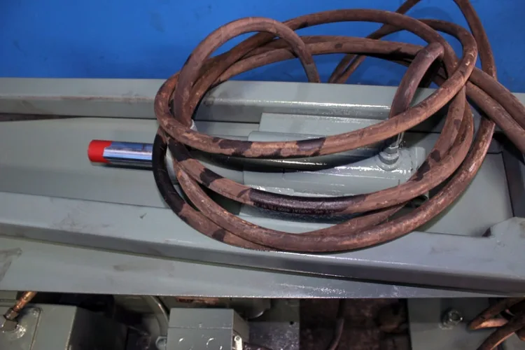 Photo #95 of LOW RESERVE EBAY AUCTION! OVENS, STORAGE CABINETS, AIR COMPRESSORS, AIR PRESS, CRIMPING MACHINE, TURRET PUNCH, HYDRAULIC PUNCH, AND MUCH MORE!