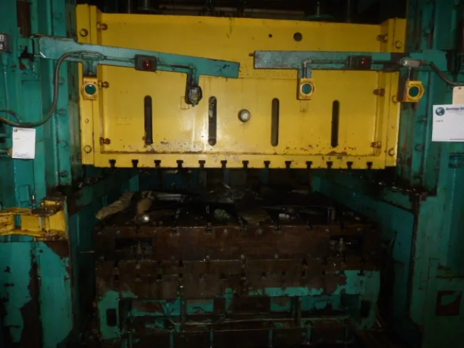 Photo #7 of FORMER ASSETS OF MURRAY LAWNMOWER: OVER 30 PRESSES, FABRICATION, GIGANTIC WIRE CUT-OFFS, MACHINE TOOLS, POWDER COAT PAINT LINE, SCRAP & MUCH MORE!