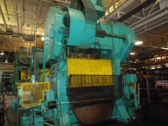 Photo #18 of FORMER ASSETS OF MURRAY LAWNMOWER: OVER 30 PRESSES, FABRICATION, GIGANTIC WIRE CUT-OFFS, MACHINE TOOLS, POWDER COAT PAINT LINE, SCRAP & MUCH MORE!