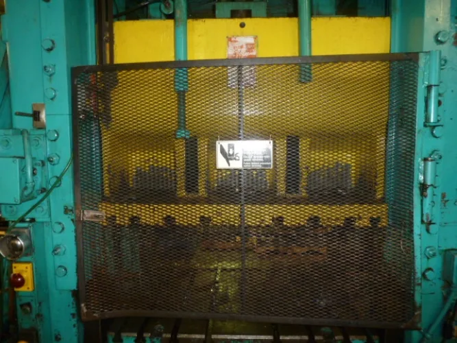Photo #30 of FORMER ASSETS OF MURRAY LAWNMOWER: OVER 30 PRESSES, FABRICATION, GIGANTIC WIRE CUT-OFFS, MACHINE TOOLS, POWDER COAT PAINT LINE, SCRAP & MUCH MORE!