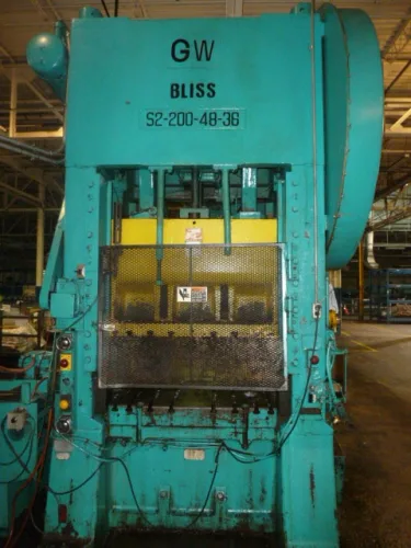 Photo #31 of FORMER ASSETS OF MURRAY LAWNMOWER: OVER 30 PRESSES, FABRICATION, GIGANTIC WIRE CUT-OFFS, MACHINE TOOLS, POWDER COAT PAINT LINE, SCRAP & MUCH MORE!