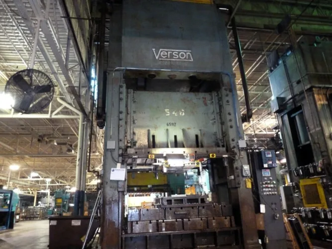 Photo #35 of FORMER ASSETS OF MURRAY LAWNMOWER: OVER 30 PRESSES, FABRICATION, GIGANTIC WIRE CUT-OFFS, MACHINE TOOLS, POWDER COAT PAINT LINE, SCRAP & MUCH MORE!