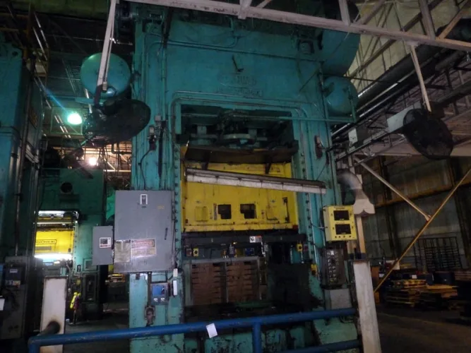 Photo #42 of FORMER ASSETS OF MURRAY LAWNMOWER: OVER 30 PRESSES, FABRICATION, GIGANTIC WIRE CUT-OFFS, MACHINE TOOLS, POWDER COAT PAINT LINE, SCRAP & MUCH MORE!