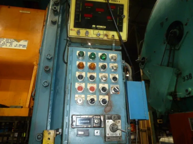 Photo #69 of FORMER ASSETS OF MURRAY LAWNMOWER: OVER 30 PRESSES, FABRICATION, GIGANTIC WIRE CUT-OFFS, MACHINE TOOLS, POWDER COAT PAINT LINE, SCRAP & MUCH MORE!