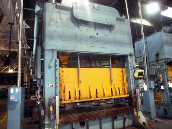 Photo #72 of FORMER ASSETS OF MURRAY LAWNMOWER: OVER 30 PRESSES, FABRICATION, GIGANTIC WIRE CUT-OFFS, MACHINE TOOLS, POWDER COAT PAINT LINE, SCRAP & MUCH MORE!