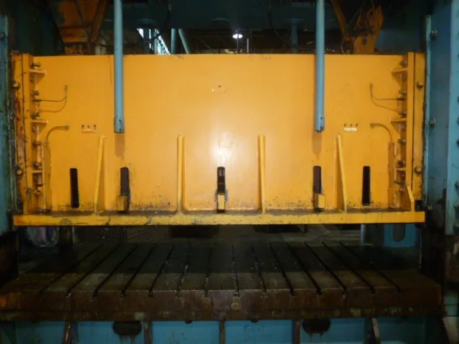 Photo #74 of FORMER ASSETS OF MURRAY LAWNMOWER: OVER 30 PRESSES, FABRICATION, GIGANTIC WIRE CUT-OFFS, MACHINE TOOLS, POWDER COAT PAINT LINE, SCRAP & MUCH MORE!