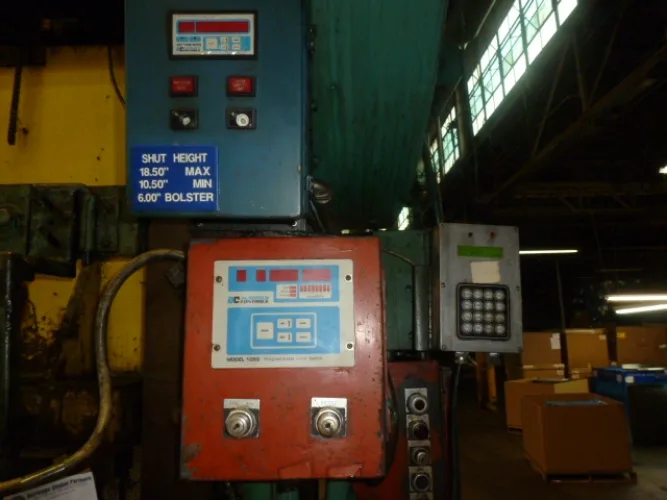 Photo #80 of FORMER ASSETS OF MURRAY LAWNMOWER: OVER 30 PRESSES, FABRICATION, GIGANTIC WIRE CUT-OFFS, MACHINE TOOLS, POWDER COAT PAINT LINE, SCRAP & MUCH MORE!