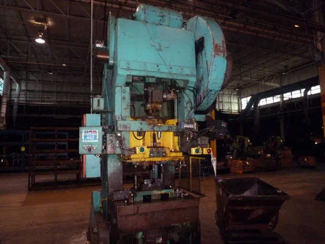 Photo #95 of FORMER ASSETS OF MURRAY LAWNMOWER: OVER 30 PRESSES, FABRICATION, GIGANTIC WIRE CUT-OFFS, MACHINE TOOLS, POWDER COAT PAINT LINE, SCRAP & MUCH MORE!