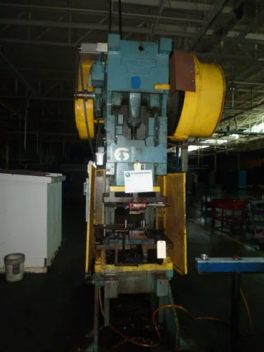 Photo #119 of FORMER ASSETS OF MURRAY LAWNMOWER: OVER 30 PRESSES, FABRICATION, GIGANTIC WIRE CUT-OFFS, MACHINE TOOLS, POWDER COAT PAINT LINE, SCRAP & MUCH MORE!