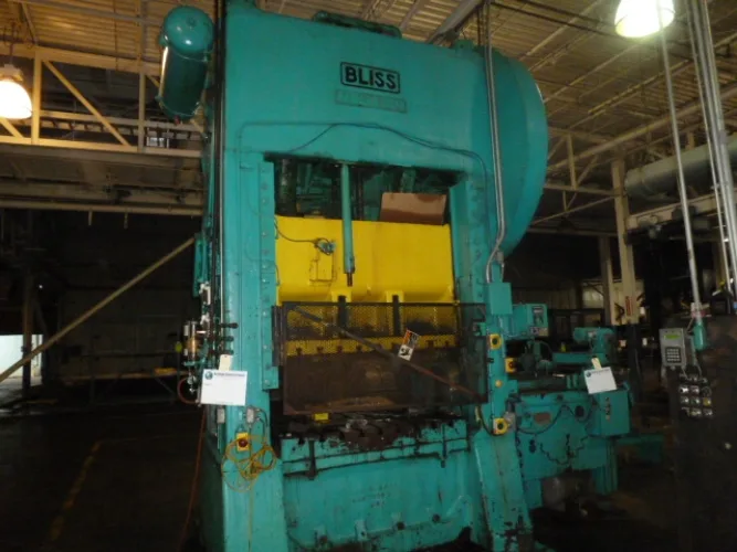 Photo #127 of FORMER ASSETS OF MURRAY LAWNMOWER: OVER 30 PRESSES, FABRICATION, GIGANTIC WIRE CUT-OFFS, MACHINE TOOLS, POWDER COAT PAINT LINE, SCRAP & MUCH MORE!