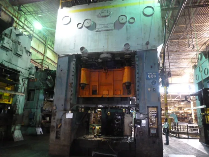 Photo #139 of FORMER ASSETS OF MURRAY LAWNMOWER: OVER 30 PRESSES, FABRICATION, GIGANTIC WIRE CUT-OFFS, MACHINE TOOLS, POWDER COAT PAINT LINE, SCRAP & MUCH MORE!