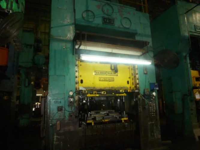 Photo #140 of FORMER ASSETS OF MURRAY LAWNMOWER: OVER 30 PRESSES, FABRICATION, GIGANTIC WIRE CUT-OFFS, MACHINE TOOLS, POWDER COAT PAINT LINE, SCRAP & MUCH MORE!