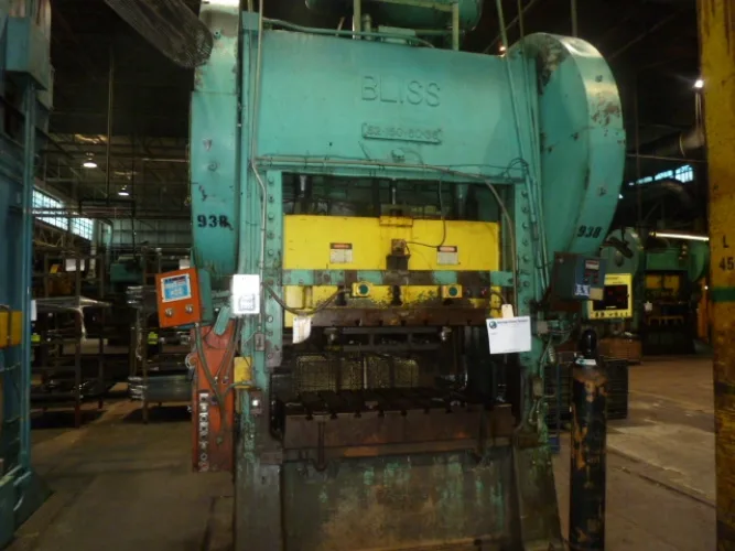 Photo #145 of FORMER ASSETS OF MURRAY LAWNMOWER: OVER 30 PRESSES, FABRICATION, GIGANTIC WIRE CUT-OFFS, MACHINE TOOLS, POWDER COAT PAINT LINE, SCRAP & MUCH MORE!