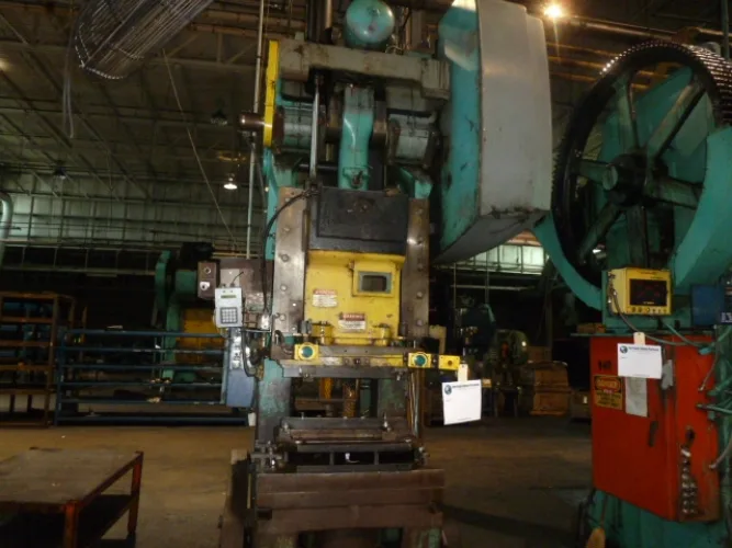 Photo #152 of FORMER ASSETS OF MURRAY LAWNMOWER: OVER 30 PRESSES, FABRICATION, GIGANTIC WIRE CUT-OFFS, MACHINE TOOLS, POWDER COAT PAINT LINE, SCRAP & MUCH MORE!