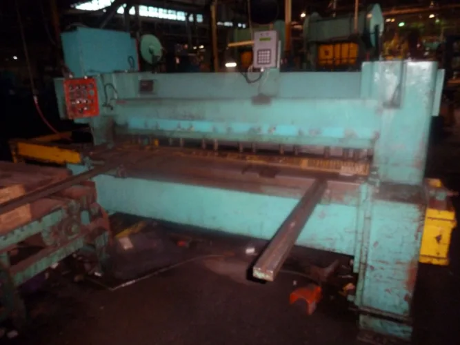 Photo #166 of FORMER ASSETS OF MURRAY LAWNMOWER: OVER 30 PRESSES, FABRICATION, GIGANTIC WIRE CUT-OFFS, MACHINE TOOLS, POWDER COAT PAINT LINE, SCRAP & MUCH MORE!