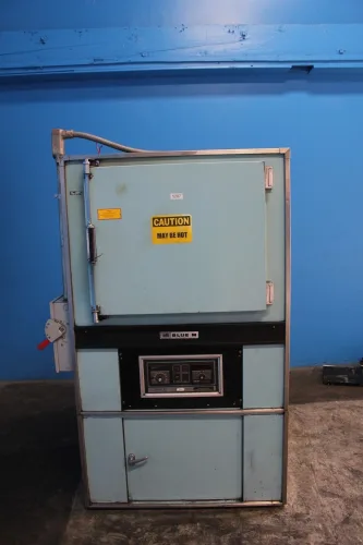 Photo #3 of LOW RESERVE EBAY SALE! DRILL PRESS, GENERATOR, BANDSAW, ELECTRIC OVENS, STORAGE CABINETS, NOTCHERS, PAN BRAKES HYDRAULIC PUNCH AND MUCH MORE!
