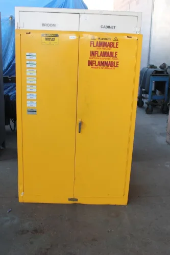 Photo #16 of LOW RESERVE EBAY SALE! DRILL PRESS, GENERATOR, BANDSAW, ELECTRIC OVENS, STORAGE CABINETS, NOTCHERS, PAN BRAKES HYDRAULIC PUNCH AND MUCH MORE!