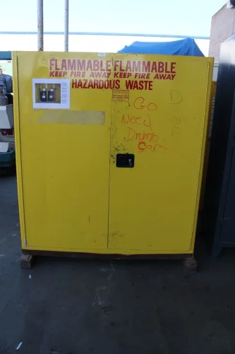 Photo #18 of LOW RESERVE EBAY SALE! DRILL PRESS, GENERATOR, BANDSAW, ELECTRIC OVENS, STORAGE CABINETS, NOTCHERS, PAN BRAKES HYDRAULIC PUNCH AND MUCH MORE!