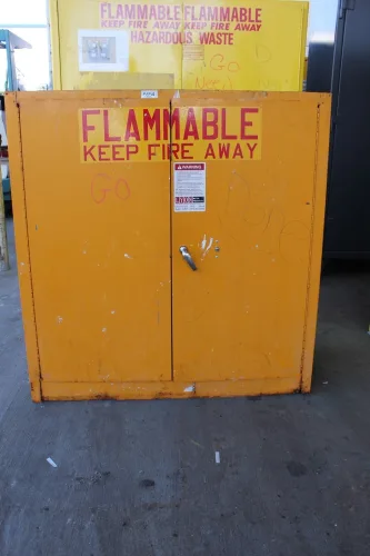 Photo #20 of LOW RESERVE EBAY SALE! DRILL PRESS, GENERATOR, BANDSAW, ELECTRIC OVENS, STORAGE CABINETS, NOTCHERS, PAN BRAKES HYDRAULIC PUNCH AND MUCH MORE!