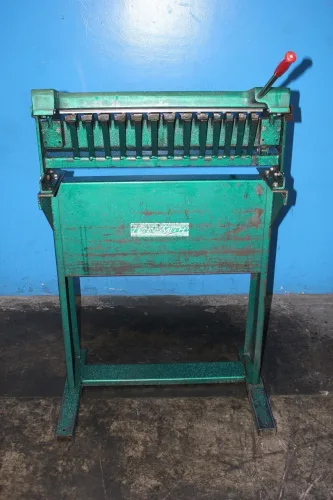 Photo #22 of LOW RESERVE EBAY SALE! DRILL PRESS, GENERATOR, BANDSAW, ELECTRIC OVENS, STORAGE CABINETS, NOTCHERS, PAN BRAKES HYDRAULIC PUNCH AND MUCH MORE!