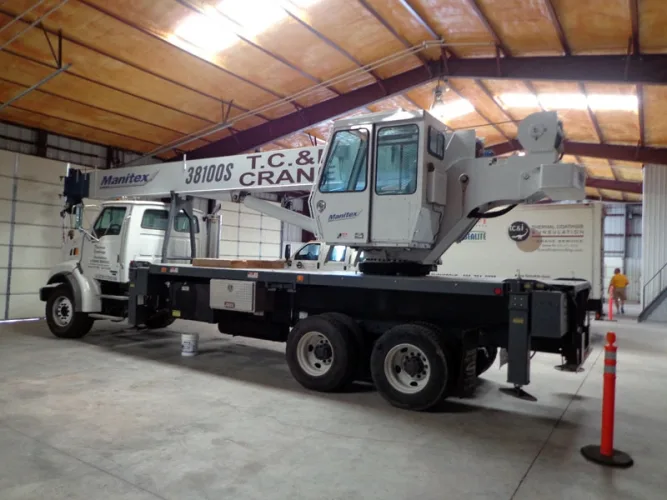 Photo #5 of 3-SALES IN ONE TIMED EVENT: 
	#1: BANKRUPTCY ASSETS OF THERMAL COATINGS, INSULATION & CRANE SERVICE, 
	#2: BY ORDER OF SECURED CREDITOR, BOB'S MATERIALS & 
	#3: ASSETS EXCESS TO ONGOING PRODUCTION OF OAKCRAFT