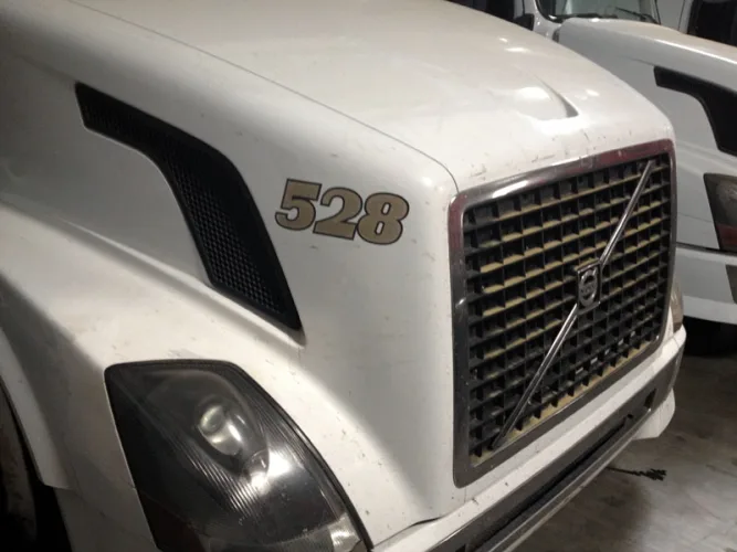 Photo #5 of BANKRUPTCY OF KLC TRANSPORTATION, INC. - 13 LATE MODEL SEMI-TRUCKS: (8) 2005 - 2007 PETERBILT, (4) 2007 VOLVO & (1) 2006 STERLING