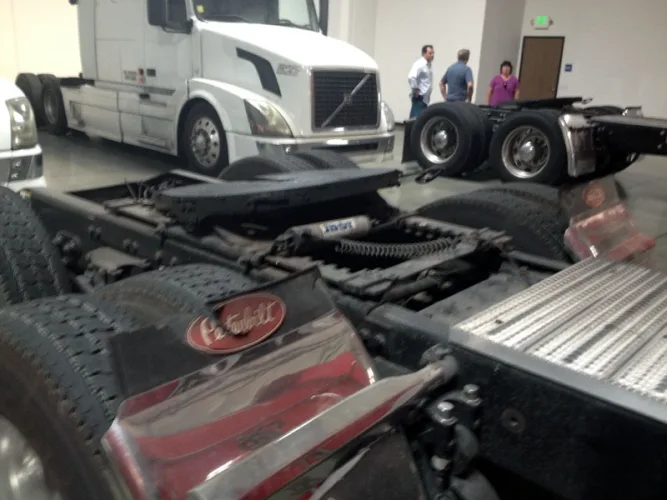 Photo #34 of BANKRUPTCY OF KLC TRANSPORTATION, INC. - 13 LATE MODEL SEMI-TRUCKS: (8) 2005 - 2007 PETERBILT, (4) 2007 VOLVO & (1) 2006 STERLING
