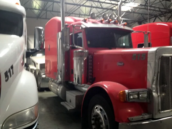 Photo #37 of BANKRUPTCY OF KLC TRANSPORTATION, INC. - 13 LATE MODEL SEMI-TRUCKS: (8) 2005 - 2007 PETERBILT, (4) 2007 VOLVO & (1) 2006 STERLING