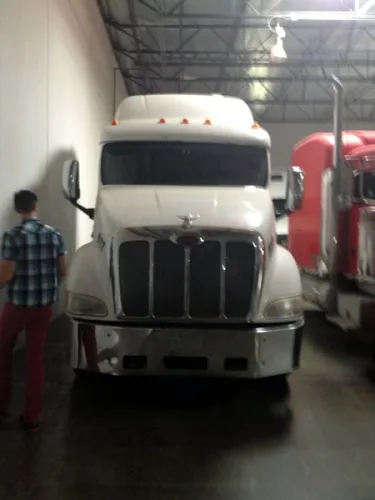 Photo #43 of BANKRUPTCY OF KLC TRANSPORTATION, INC. - 13 LATE MODEL SEMI-TRUCKS: (8) 2005 - 2007 PETERBILT, (4) 2007 VOLVO & (1) 2006 STERLING