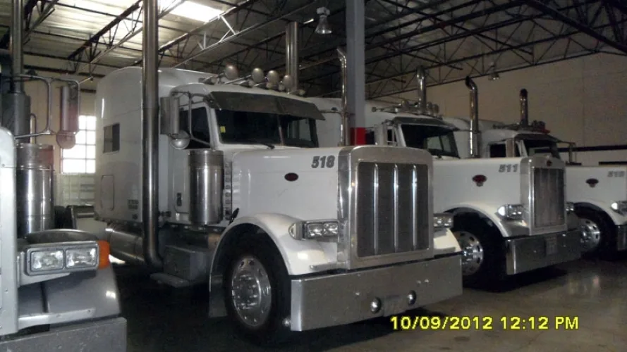 Photo #90 of BANKRUPTCY OF KLC TRANSPORTATION, INC. - 13 LATE MODEL SEMI-TRUCKS: (8) 2005 - 2007 PETERBILT, (4) 2007 VOLVO & (1) 2006 STERLING