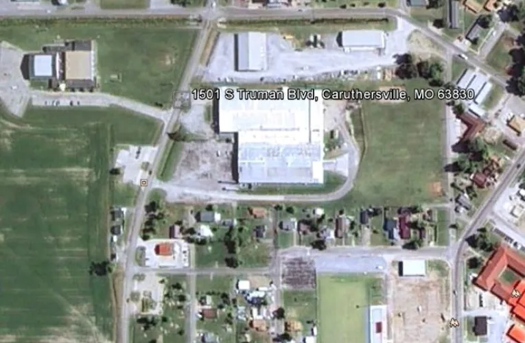 Photo #4 of REAL ESTATE FORMERLY OF AMERICAN CASUAL FURNITURE - 133,000 SQ. FT. WAREHOUSE/INDUSTRIAL BUILDING