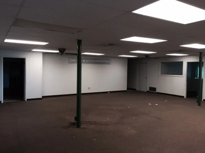 Photo #10 of REAL ESTATE FORMERLY OF AMERICAN CASUAL FURNITURE - 133,000 SQ. FT. WAREHOUSE/INDUSTRIAL BUILDING