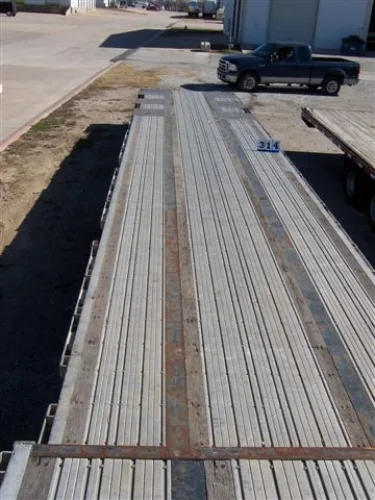 Photo #325 of SURPLUS ASSETS OF NUCON STEEL: PRESS BRAKE, ROLLFORMER, SHEAR, WELDERS, PLASMA CUTTERS, ROLLING STOCK, OFFICE FURNITURE & MUCH MORE!