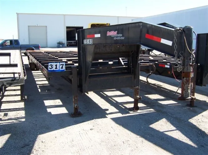 Photo #331 of SURPLUS ASSETS OF NUCON STEEL: PRESS BRAKE, ROLLFORMER, SHEAR, WELDERS, PLASMA CUTTERS, ROLLING STOCK, OFFICE FURNITURE & MUCH MORE!