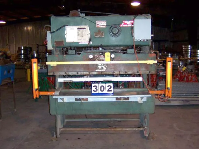 Photo #501 of SURPLUS ASSETS OF NUCON STEEL: PRESS BRAKE, ROLLFORMER, SHEAR, WELDERS, PLASMA CUTTERS, ROLLING STOCK, OFFICE FURNITURE & MUCH MORE!