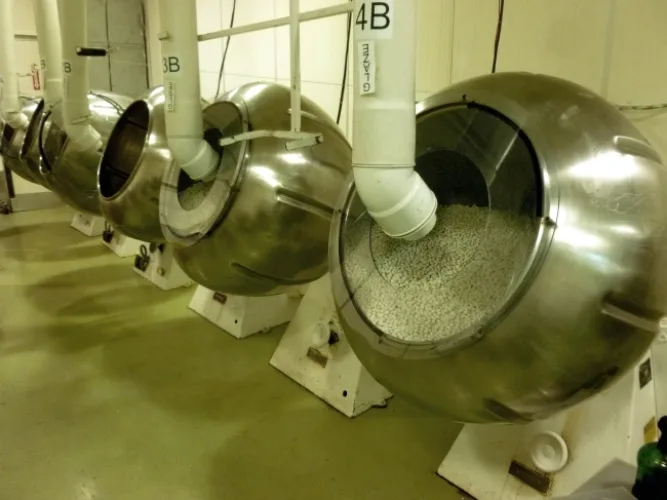 Photo #4 of ASSETS OF DIAMOND FOODS: NUT ROASTING & PACKAGING LINES, FILLING & CAPPING EQUIPMENT, ENROBING LINE & MUCH MORE.