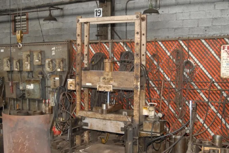 Photo #17 of DAY 1 OF 4-DAY AUCTION, OVER 5,000 LOTS: LIQUIDATION OF ASSETS OF RG STEEL WARREN
