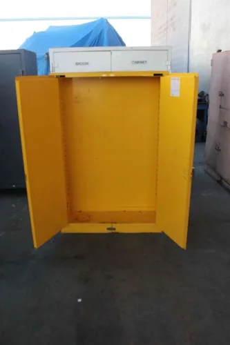 Photo #6 of NO RESERVE EBAY AUCTIONS: 
ELECTRIC OVENS, POWER & HAND NOTHCERS, POWER SHEAR, TIG & HAND WELDERS,  STORAGE CABINETS 7 MORE!