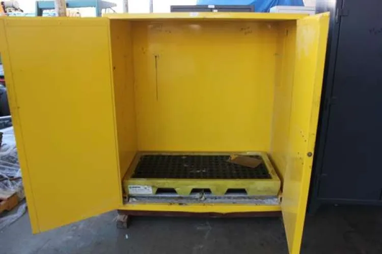 Photo #8 of NO RESERVE EBAY AUCTIONS: 
ELECTRIC OVENS, POWER & HAND NOTHCERS, POWER SHEAR, TIG & HAND WELDERS,  STORAGE CABINETS 7 MORE!