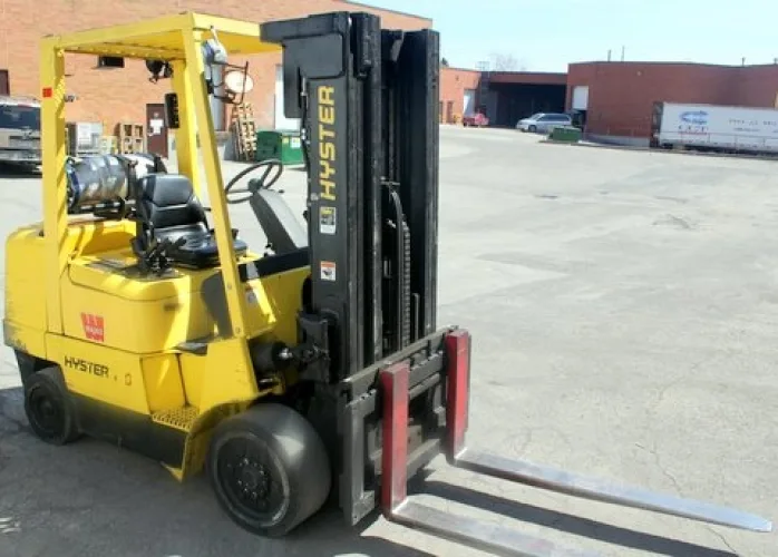 Photo #15 of (4) 1999-2004 HYSTER 5,300 LBS TO 11,000 LBS CAPACITY PROPANE FORKLIFTS