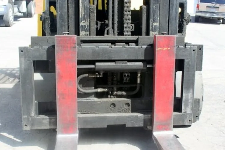 Photo #18 of (4) 1999-2004 HYSTER 5,300 LBS TO 11,000 LBS CAPACITY PROPANE FORKLIFTS