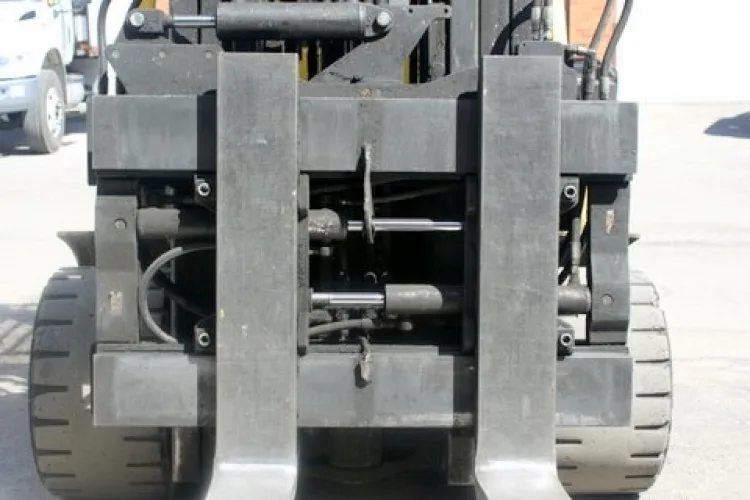 Photo #24 of (4) 1999-2004 HYSTER 5,300 LBS TO 11,000 LBS CAPACITY PROPANE FORKLIFTS