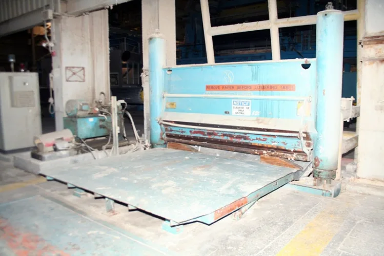 Photo #4 of DAY 1 OF 2 DAY AUCTION: FORMERLY OF VERSO PAPER - SARTELL MILL, ONE MILLION SQUARE FOOT PAPER MANUFACTURING FACILITY, OVER 2500 LOTS INCLUDING:  PAPERMAKING EQUIPMENT, MACHINE SHOP & ROLL MAKING, FABRICATION, HUGE LABORATORY, OVERHEAD CRANES, PLANT