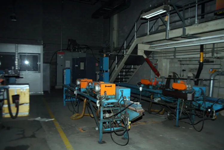 Photo #11 of DAY 1 OF 2 DAY AUCTION: FORMERLY OF VERSO PAPER - SARTELL MILL, ONE MILLION SQUARE FOOT PAPER MANUFACTURING FACILITY, OVER 2500 LOTS INCLUDING:  PAPERMAKING EQUIPMENT, MACHINE SHOP & ROLL MAKING, FABRICATION, HUGE LABORATORY, OVERHEAD CRANES, PLANT